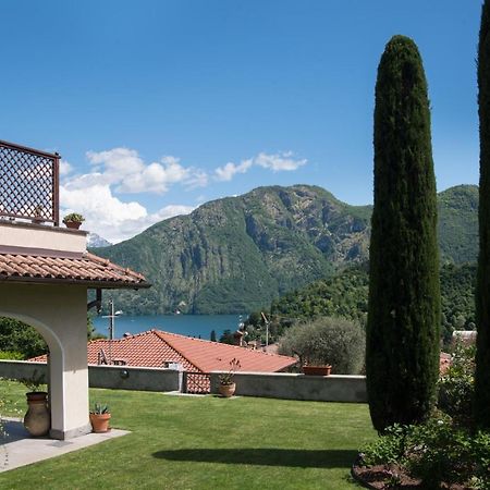 Appartamento Mansarda I Cipressi Lenno Esterno foto