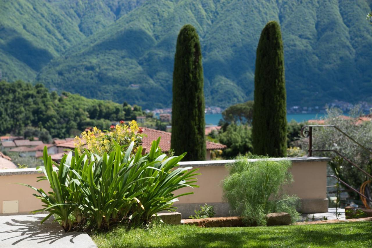 Appartamento Mansarda I Cipressi Lenno Esterno foto